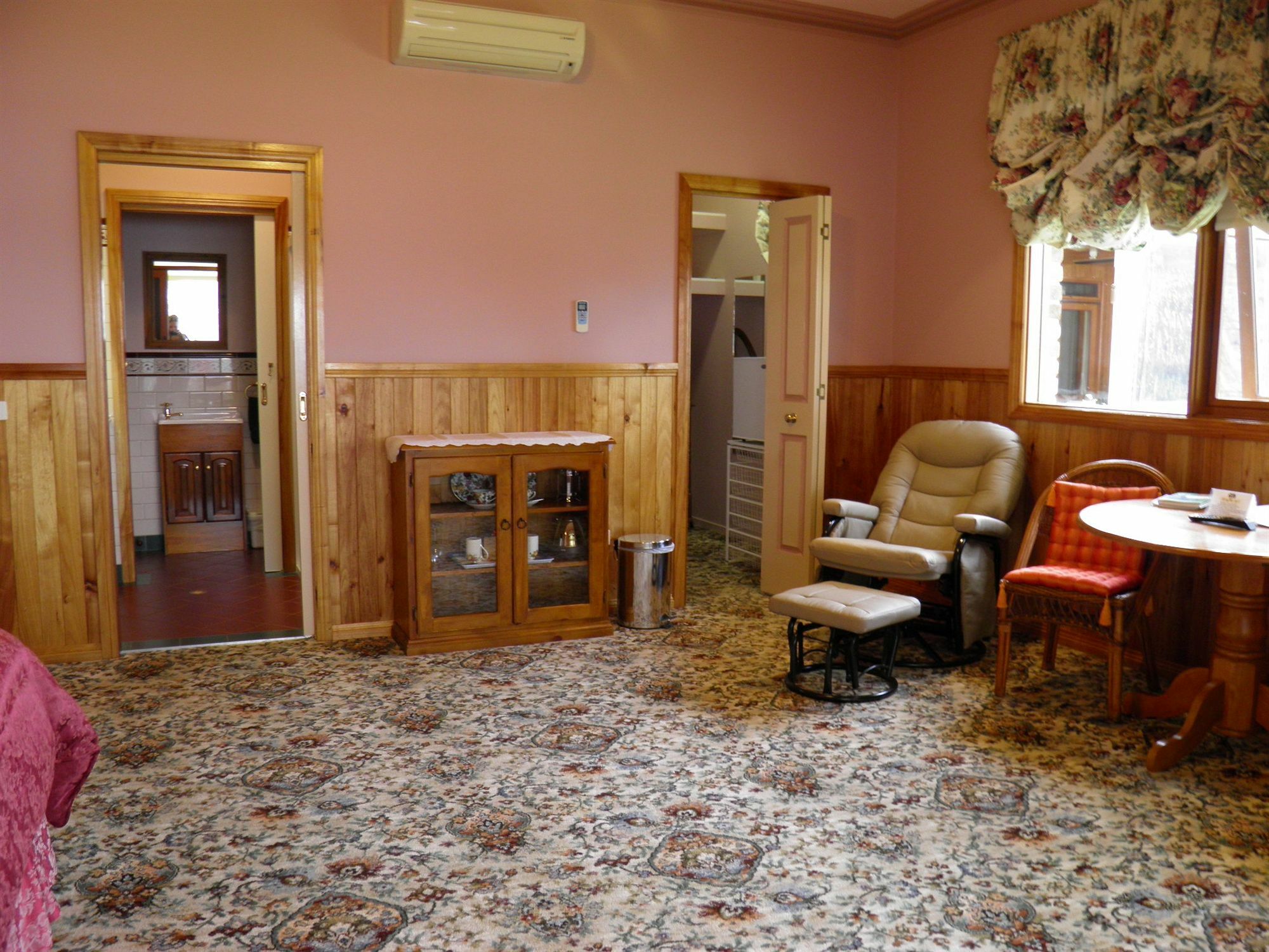 Guest house Robyn's Nest Lakeside Merimbula