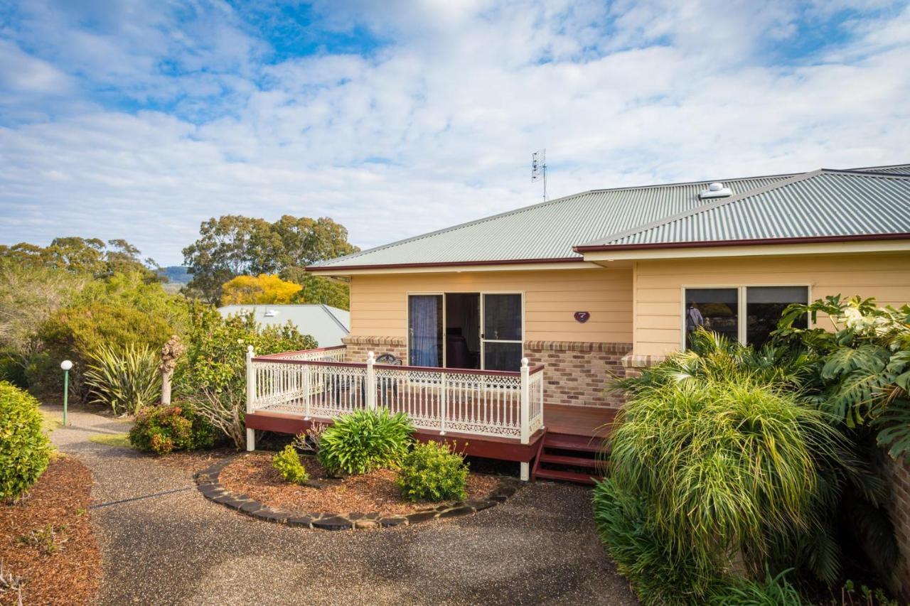 Robyn's Nest Lakeside Merimbula